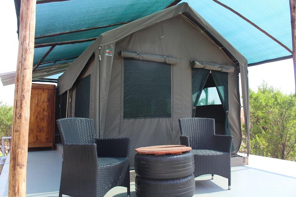 Standard Twin Room - Photo 10