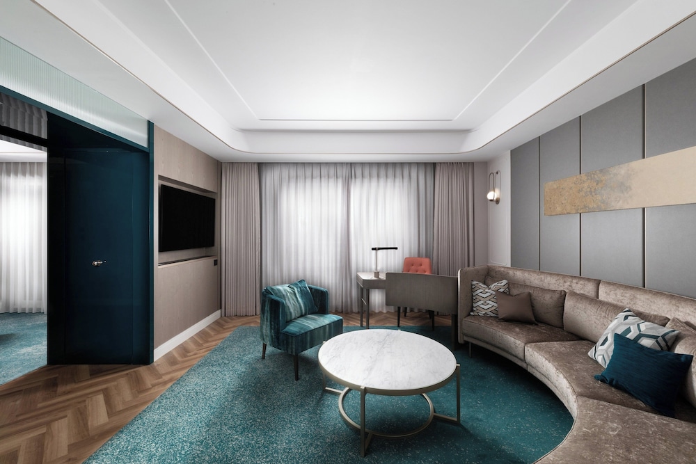 Junior Suite, 2 Double Beds (View) - Photo 1