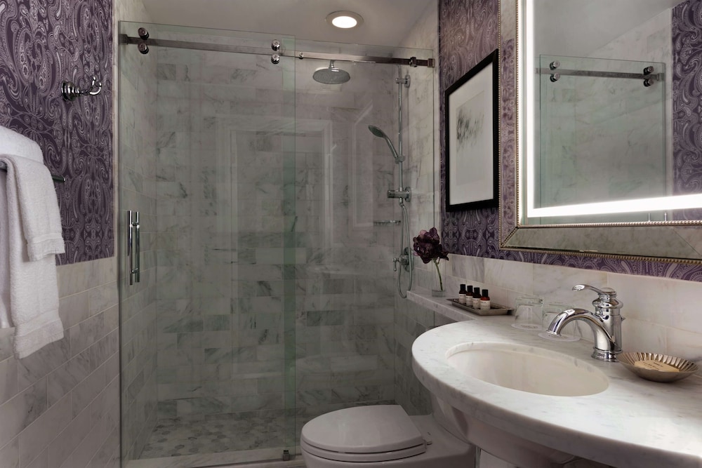 Deluxe Bay View Room, 2 Double Beds - Photo 5