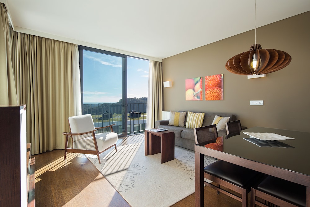 Panoramic Suite, Balcony - Photo 8