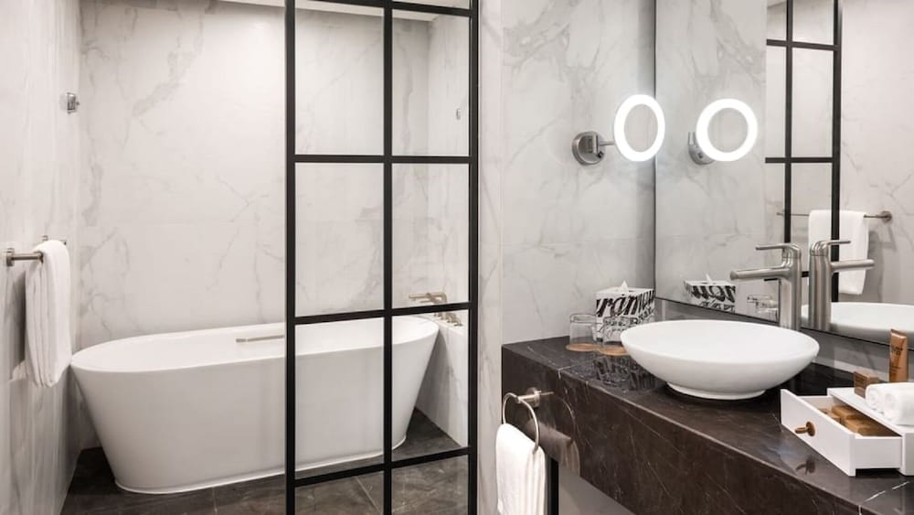 A-List Suite