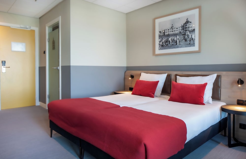 Standard Room, 2 Twin Beds, Non Smoking - Photo 1