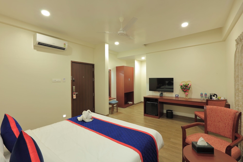 Superior King Room - Photo 3