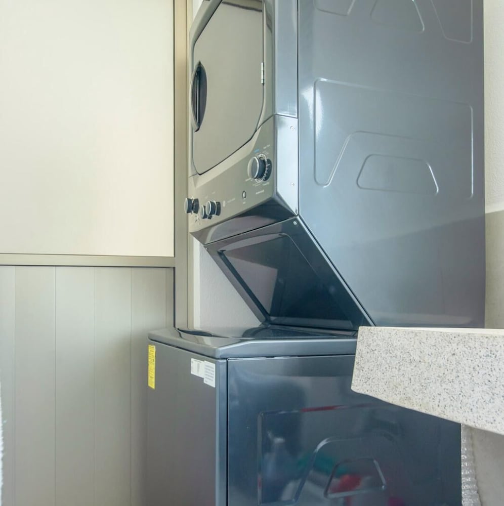 Luxury Apartment, 3 Bedrooms, Non Smoking, Executive Level photo 3