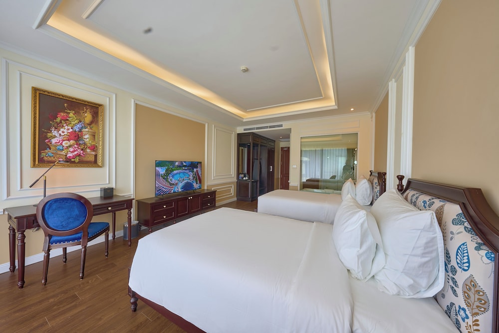 Premier Twin Room, 2 Twin Beds, Balcony, Mountain View