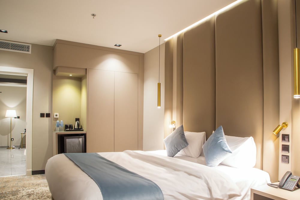 Superior Suite