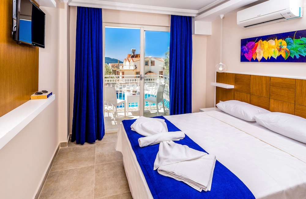 Standard Double Room, Pool View