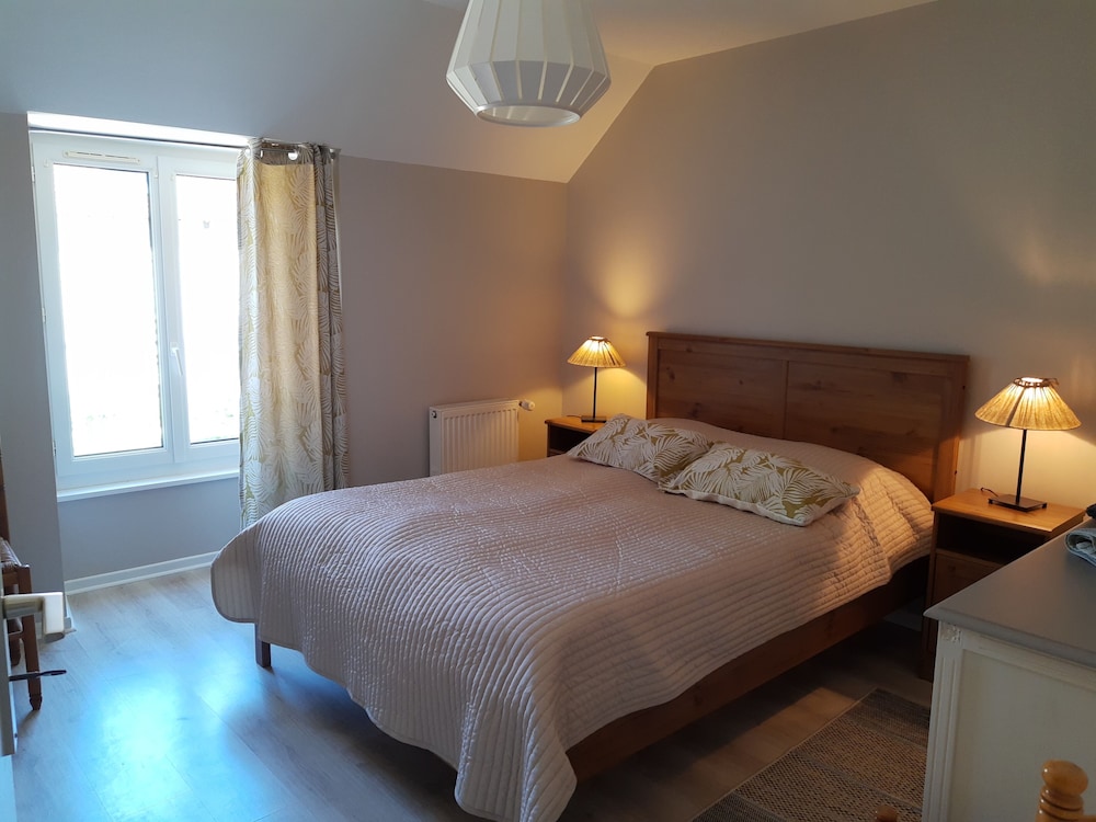 Club Apartment, 3 Bedrooms, Non Smoking, Garden View photo 1