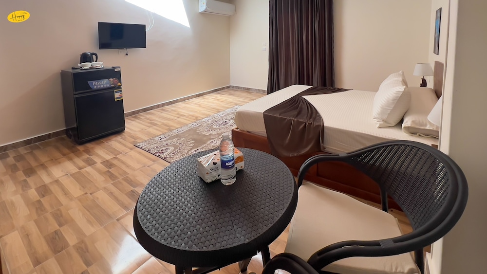 Romantic Double or Twin Room, 1 Queen Bed, Mountain View photo 3