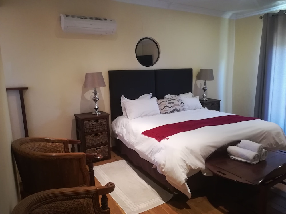 Family Room, Multiple Beds, Non Smoking, Garden View photo 1