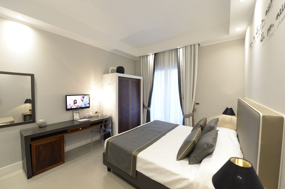 Elegance Double Room