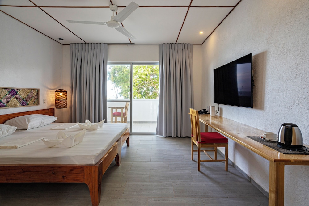 Deluxe Double Room, Balcony, Ocean View