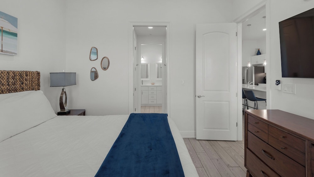 Condo, Multiple Beds, Balcony, Ocean View (Gulf Place Residences 302) photo 1