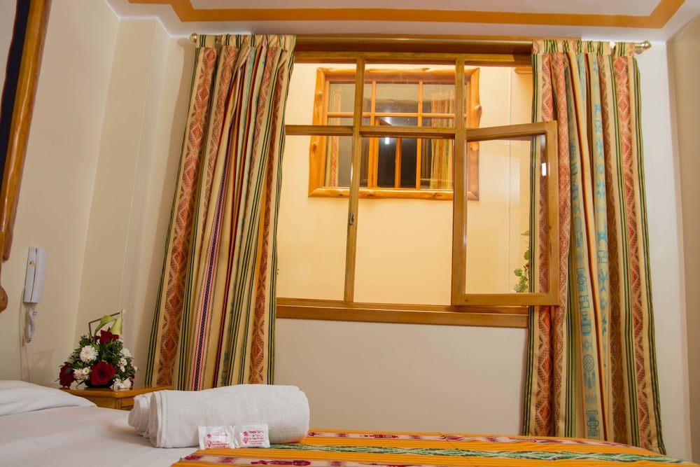 Twin Room, Multiple Beds photo 3