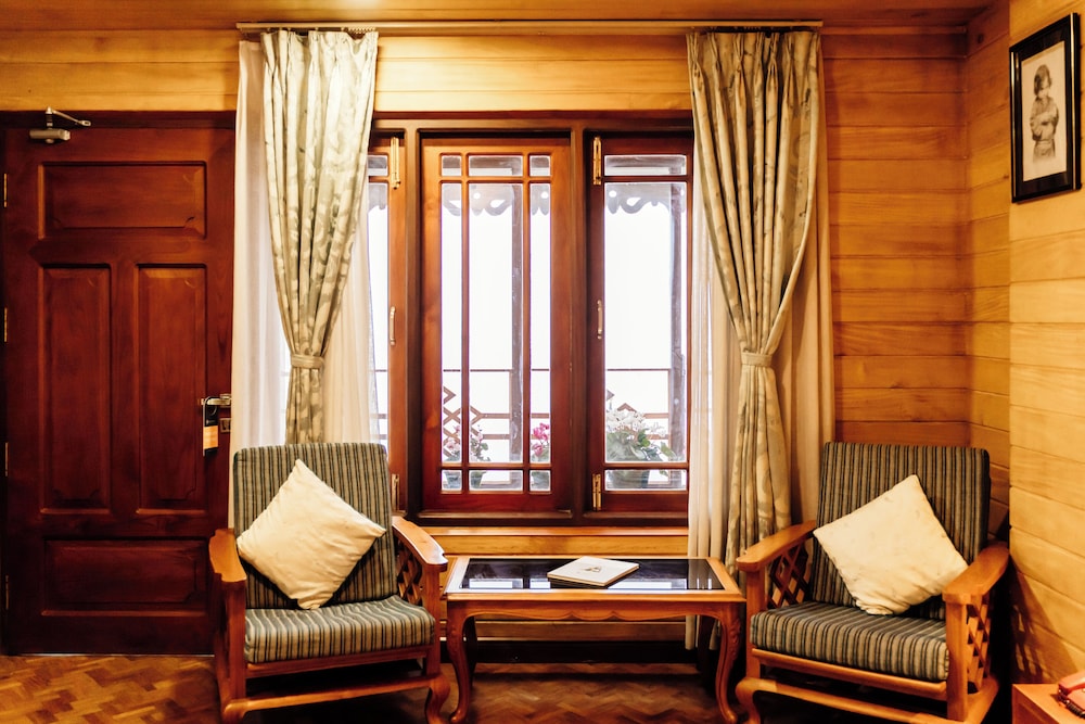 Premium View Room - Photo 3