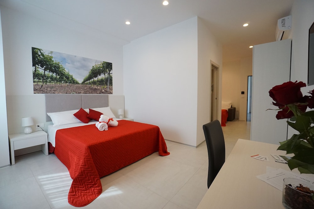 Deluxe Double or Twin Room, 1 Queen Bed photo 1
