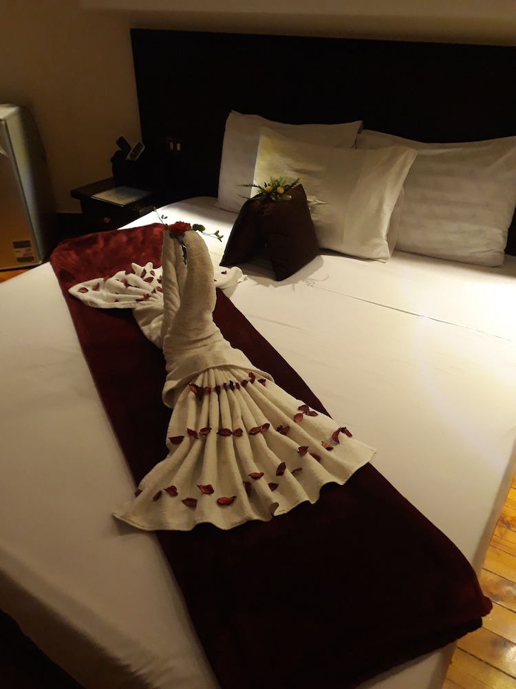 Economy Double Room, 1 Double Bed - Photo 4
