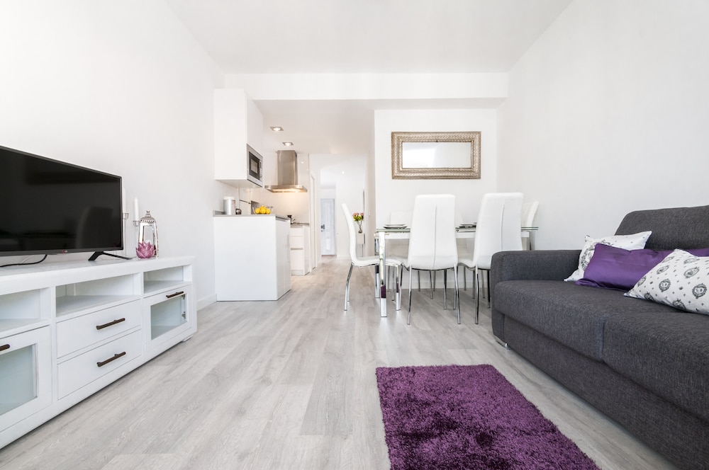Apartment (2 Bedrooms)