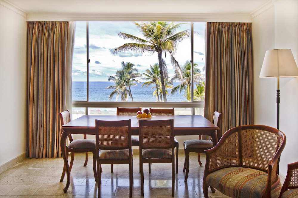 Suite, 1 Bedroom, Non Smoking, Ocean View - Photo 13