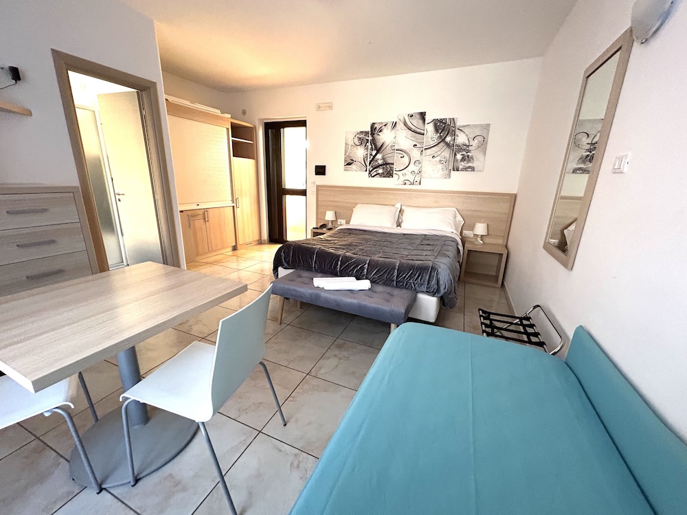 Triple Room - Photo 3