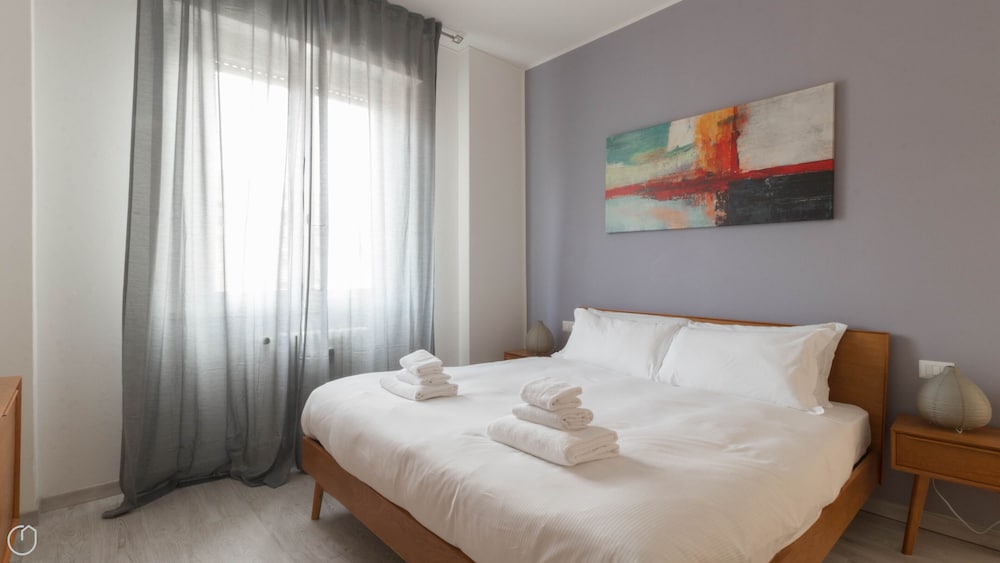 Apartment (1 Bedroom)