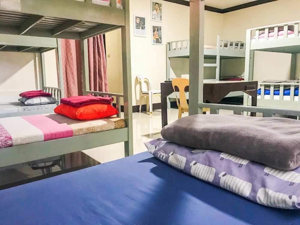 Bunk Bed for 12 photo 1
