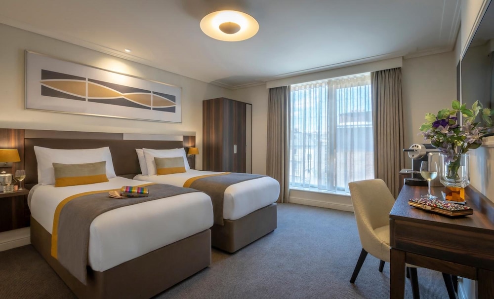 Double & Single Room - Photo 6
