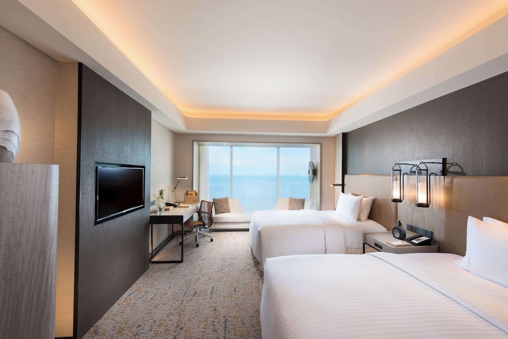 Bay View Twin Executive Room - Lounge Access