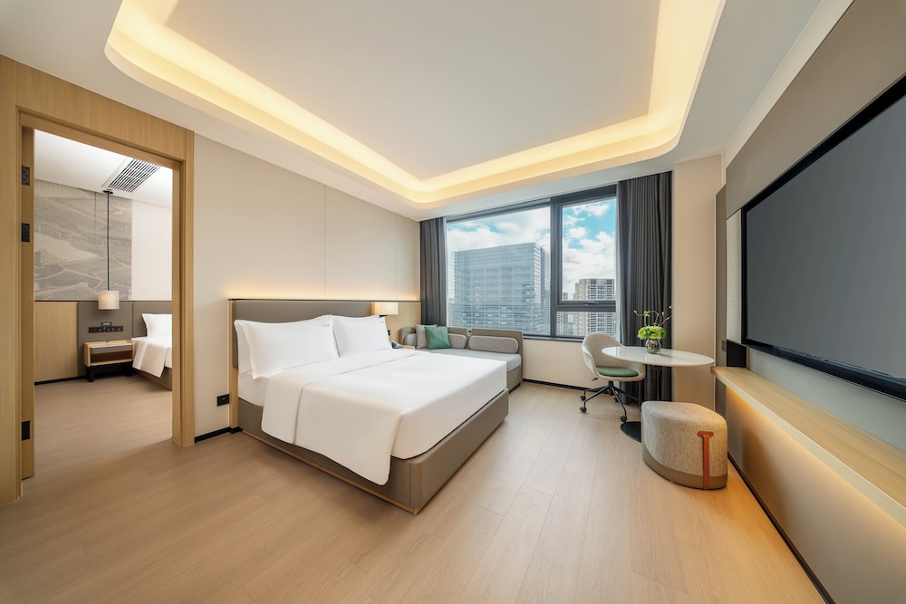 Family Room, Multiple Beds