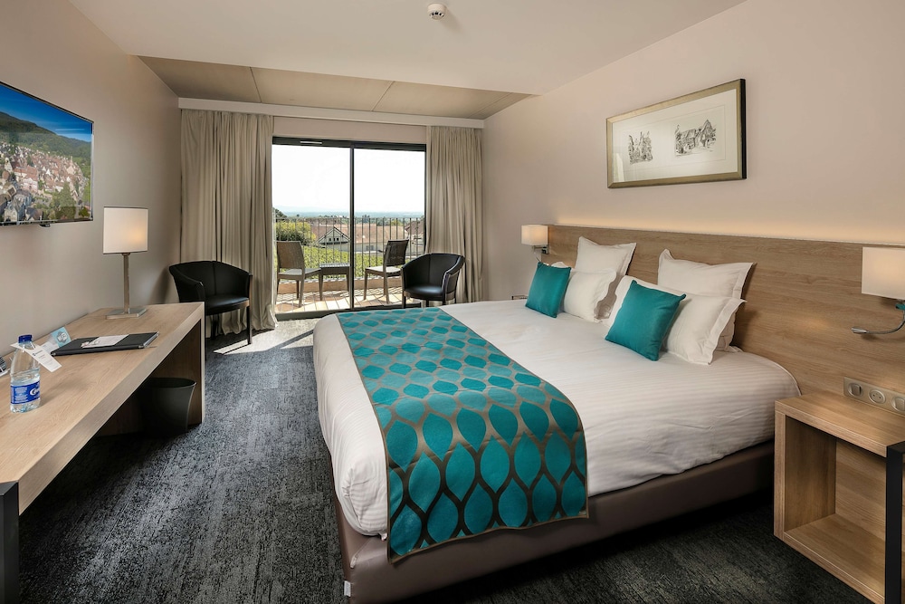 Deluxe Room, 1 King Bed, Non Smoking, Balcony (Spa access)