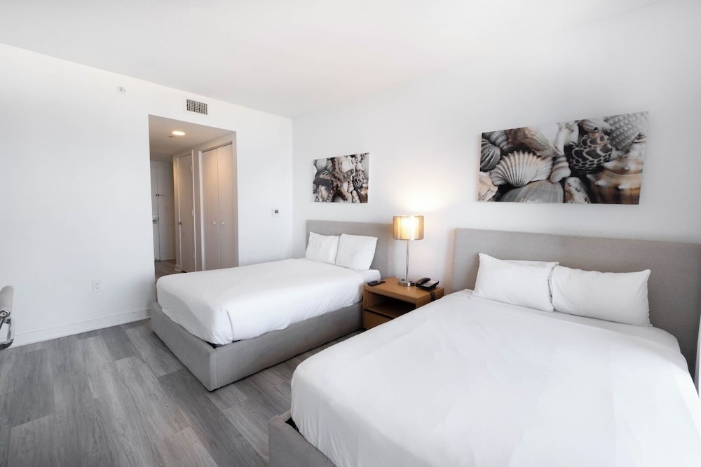 Deluxe Studio, 2 Double Beds