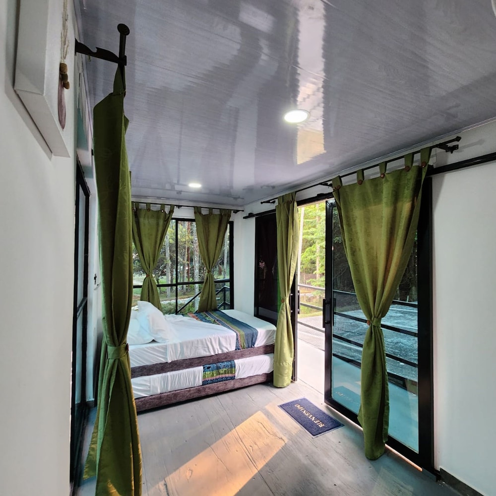 Villa, Accessible, Smoking