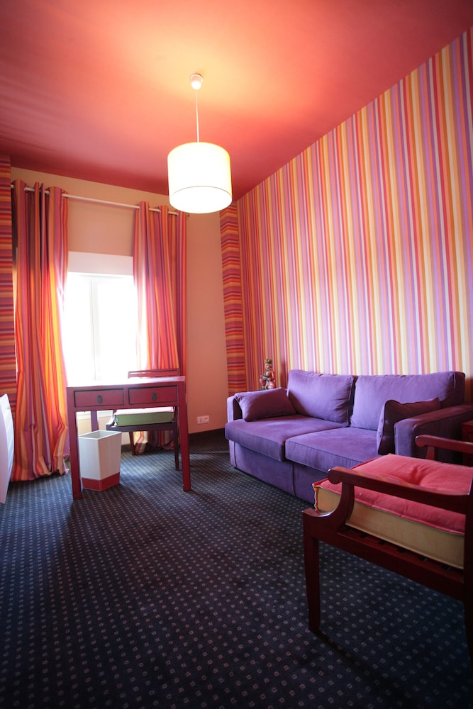 Family Room, 1 Bedroom photo 2