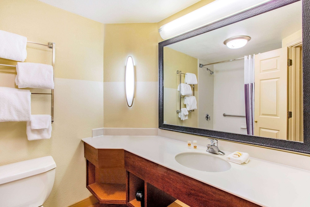 Deluxe Suite, 1 Bedroom, Non Smoking (Executive) photo 3