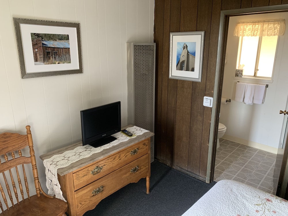 Standard Double Room, 1 Queen Bed, Non Smoking photo 3