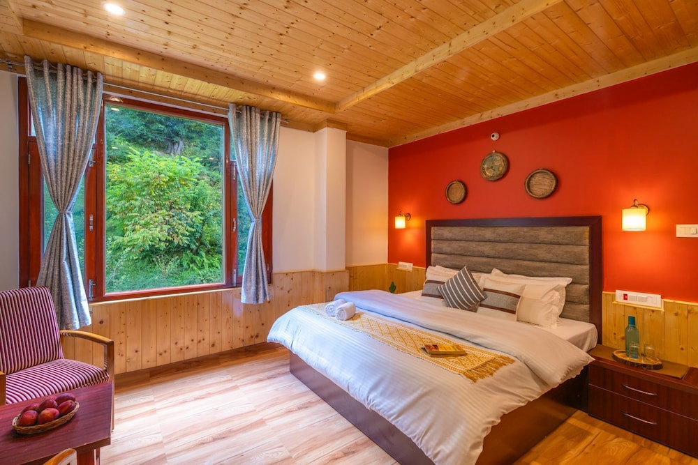 Deluxe Double Room, Balcony, Mountain View photo 1