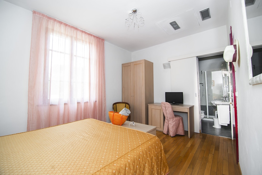 Basic Triple Room - Photo 4