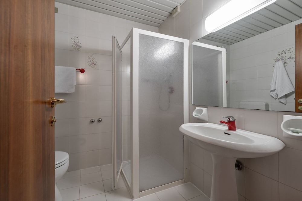 Triple Room - Photo 4