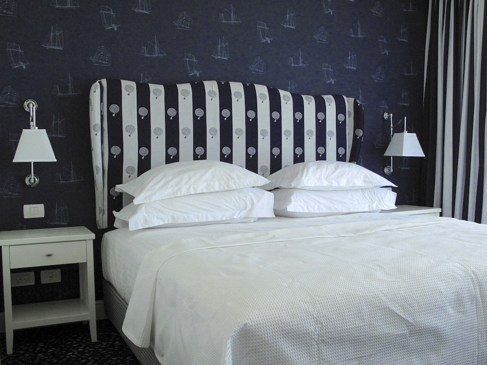 Classic Room - Photo 8