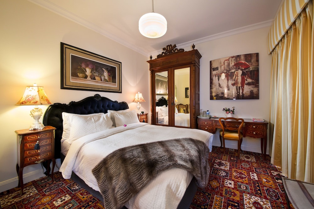 Standard Room, Non Smoking (Louis Suite) photo 1
