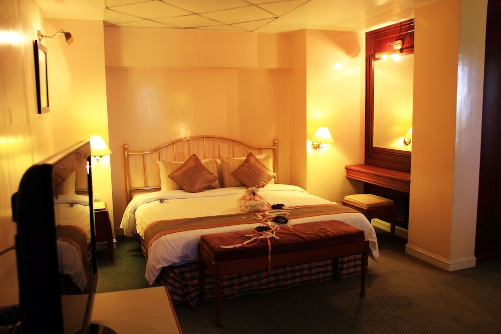 Deluxe Twin Room - Photo 2