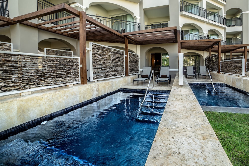 Preferred Club Junior Suite Private Pool Double - Photo 1