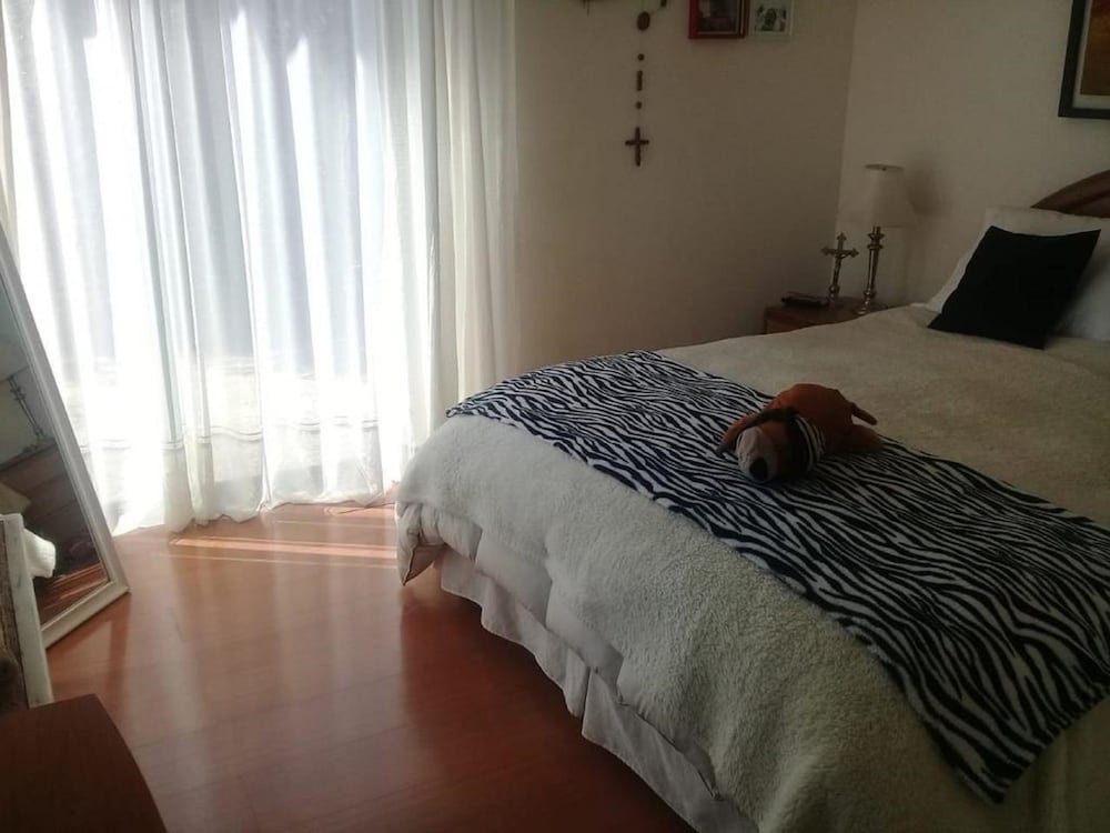 House, 4 Bedrooms, Non Smoking photo 2