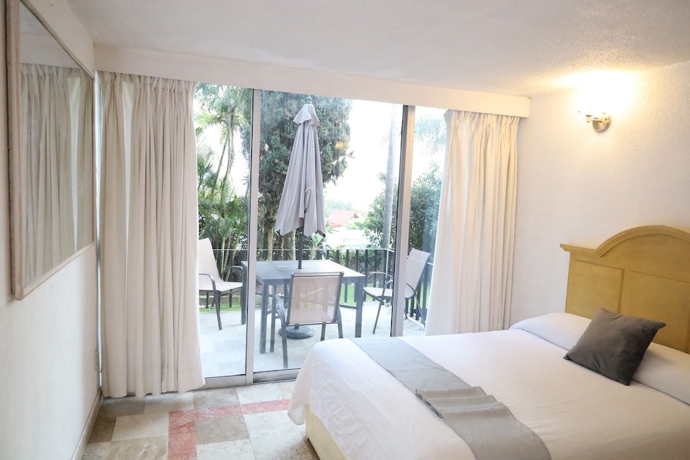 Standard Double Room, 1 Bedroom, City View photo 2