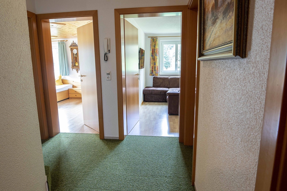 Family Apartment photo 2