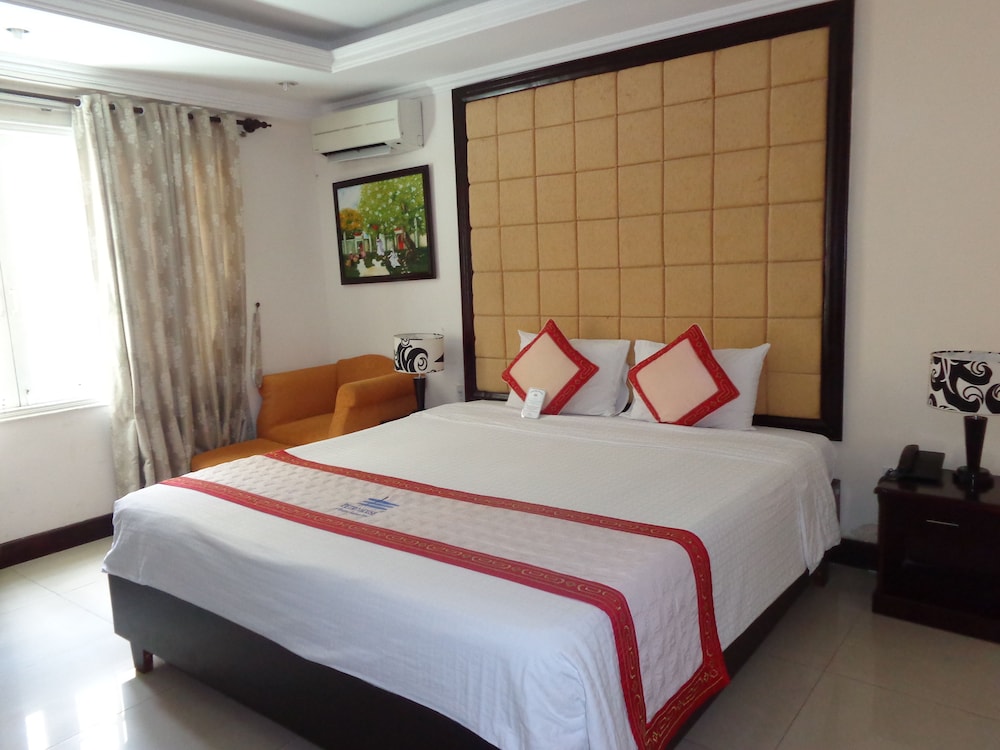Standard Double or Twin Room - Photo 14