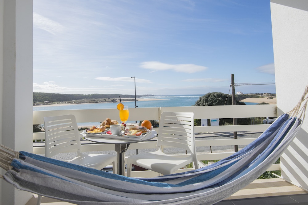 Superior Twin Room, Sea View photo 2