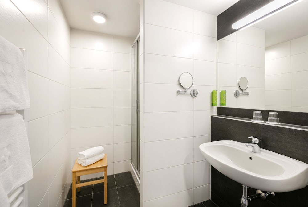 Quadruple Room - Photo 5