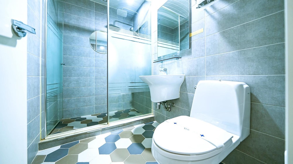 Basic Room, 1 Bedroom (210ho(Jungdaehyeong/Danchesil)) - Photo 3