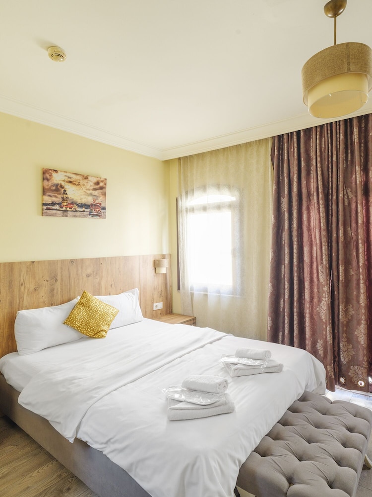 Standard Room photo 2